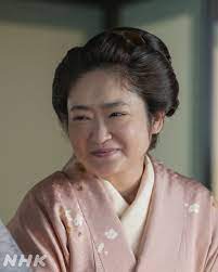 ばけばけ人物紹介】 松野（まつの）フミ：#池脇千鶴 トキの母。 出雲大社の上官の家で育ち、出雲の神々の物語や生霊・死霊の話、目に見えないモノの話に詳しく、トキにもよくお話を聞かせてあげる。トキのお話好きはフミ譲り。 トキの幸せを誰よりも願っている。 時代の ...