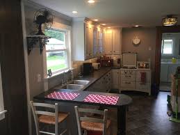 LAKEFRONT COTTAGE WITHIN WALKING DISTANCE TO ALL OF BEMUS POINT'S  ATTRACTIONS