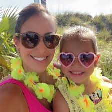 Bow maker recommendations for custom blue bows