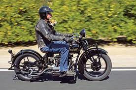 1933 Indian Four Classic American Motorcycles Motorcycle Classics Indian Motorcycle American Motorcycles Indian Motorbike
