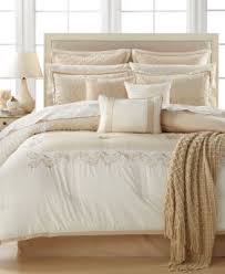 Black And Gold Bed In A Bag Serafina 14 Pc Queen Comforter Set 360 00 A Sophisticated Look Punctuates The Ivory And Gold Tones Of Queen Comforter Sets Comforter Sets King Comforter Sets
