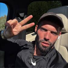 Hey guys when I brake with my rear break it makes noises. Do i need to  replace the pads or is it normal? The front brake doesn't make noises