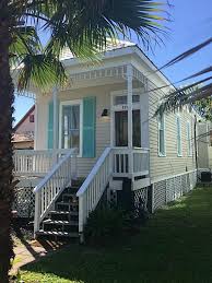 3907 Avenue N Galveston Tx 77550 Mls 67520003 Zillow Home Galveston Types Of Houses