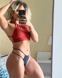 Kevelin Gomes - Free nude pics, galleries & more at Babepedia