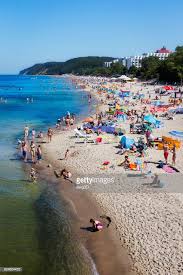 Meilleurs hôtels à międzyzdroje près de miedzyzdroje beach. Uberfullten Miedzyzdroje Strand Im Sommer Polen Stock Foto Getty Images