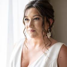 BETSY ROBINSON'S BRIDAL COLLECTION