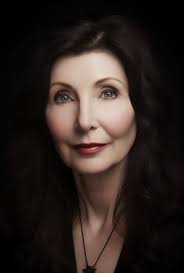 Joanna Gleason: Beautiful Genius