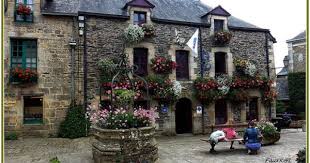 Rochefort En Terre Le Village Prefere Des Francais France 2 2016 Stone Houses Balcony Doors Architecture