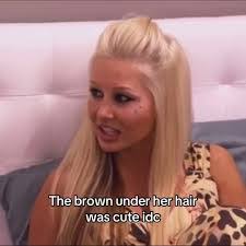 Sarah Shivers's Instagram, Twitter & Facebook