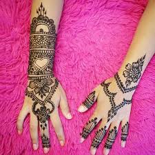 They play around various kinds of flowers. Henna Tattoos Everything You Need To Know 100 Great Design Ideas Wild Tattoo Art