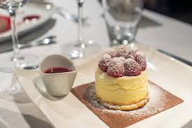 Le cheesecake (gâteau au fromage) est l'emblème du dessert américain. Salade Japonaise Au Surimi Pimente Et Avocat Photo De Au Comptoir De La Fourchette Dakar Tripadvisor