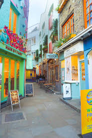 Neal S Yard In Covent Garden Is The Most Unique London Street The Easier The Garden Is Designed The More Tim London Places Best Places In London London Map