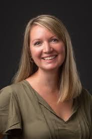 Catherine Lunt's Instagram, Twitter & Facebook