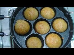 This sweet paniyaram is made with jaggary and banana which adds natural sweetness. Sweet Paniyaram Recipe In Tamil à®ªà® à® à®ª à®² à®à®© à®ª à®ª à® à®´ à®ªà®£ à®¯ à®°à®® Chettinad Sweet Kuzhi Paniyaram Youtube Paniyaram Recipes Recipes In Tamil Recipes