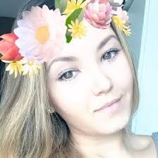 Cindy Schutz's Instagram, Twitter & Facebook