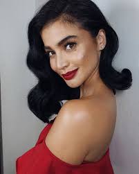 8 Celebrity Approved Hairstyles To Try This Holiday Season