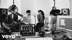 Zitate & sprüche zur hochzeit. Die 65 Schonsten Modernen Hochzeitslieder Und Cover Songs