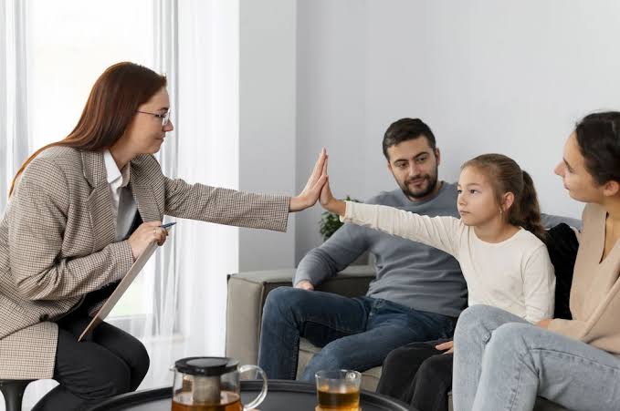 Benefits of Family Therapy: Its Potential and Limitations
