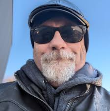 I just bought the season pass... but its not working... i still dont get  the rewards... only the basic ones... thoughts?