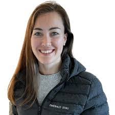 Amy Lohr's Instagram, Twitter & Facebook