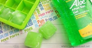 how to treat a bad sunburn make aloe vera ice cubes soothe sunburn skin natural remedies sunburn remedies