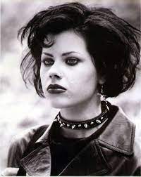 34 Facts About Scary Movies That Will Blow Your Mind Fairuza Balk Scary Movies The Craft Movie