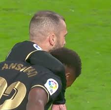 Jordi alba 2021 estatura (altura): Que Le Pasa A Jordi Alba En El Pelo Amenzing