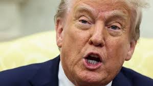 Peter Thach's Instagram, Twitter & Facebook