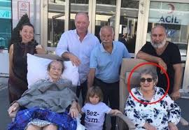 Daha sonra övül avkıran ve naz erayda ile 5. Mustafa Avkiran In Aci Gunu Son Dakika Haberler