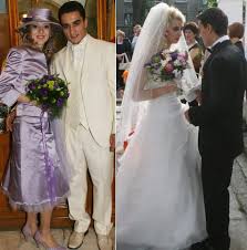 7,660 likes · 861 talking about this. In UrmÄƒ Cu 11 Ani Marian DrÄƒgulescu DivorÈ›a De Larisa Cu Mare Scandal Apoi A Urmat Un Mariaj Cu Corina Dar S A Ales Praful È™i De AceastÄƒ CÄƒsnicie NeaÈ™teptat Cine E Femeia