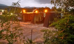 Nach schweren unwettern in bayern haben am dienstagmorgen die aufräumarbeiten begonnen. Unwetter Erreichen Osterreich Zivilschutzalarm In Hallein Diepresse Com