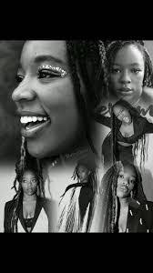 Corinne Browning's Instagram, Twitter & Facebook