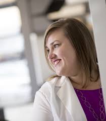 Kirsten Koehler's Instagram, Twitter & Facebook