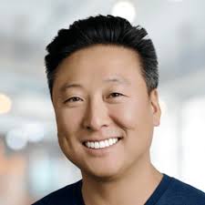 We've got a full room at Bloomin' Blinds' first #familygathering.