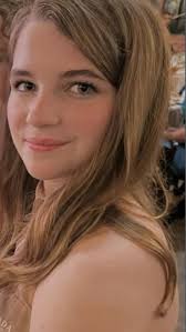 McKenna Grace oLanta H ምበባቶ Mmus 0