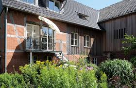 This holiday home comes with a seating area, a kitchen with a dishwasher, and a tv. Bremen Ferienwohnung Ferienwohnungen Auf Dem Deich Im Blockland Bremen