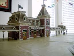 Disneyland Train Station Paper Model The Disney Experience Com Paper Models Model Train Layouts Disney Crafts