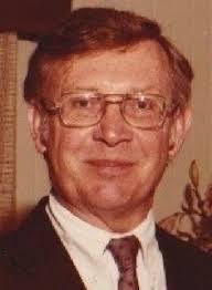 Alexander Leach's Instagram, Twitter & Facebook