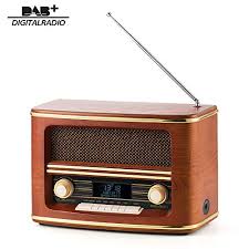 Una camera da letto che dura nel tempo e che incontra il gusto di tutti. Radio Digitale Dab Fm Shuman Orologio Con Display A Led Digitale Con Doppia Impostazione Di Allarme Funzione Sleep Con Bluetooth Presa Jack Da 3 5 Mm Per Camera Da Letto Ufficio Mc266