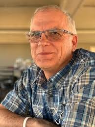 Robert Celmer's Instagram, Twitter & Facebook