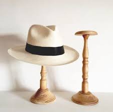 French Vintage Turned Wood Hat Or Wig Stand Millinery Stand Hat Display Display Your Gorgeous Hat Collection Hat Stands How To Antique Wood French Antiques