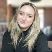 Victoria Poff's Instagram, Twitter & Facebook