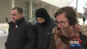 Greyhound bus killer vince li is now allowed to go on short, escorted outings from the manitoba mental hospital where he has been committed. Looking Back At The Greyhound Bus Beheading A Decade Down The Road Globalnews Ca