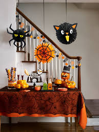 Create your perfect party with our huge range of party decorations! 50 Easy Halloween Decorations 2020 Spooky Home Decor Ideas For Halloween