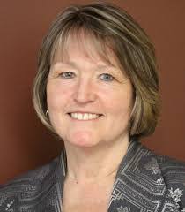 Kari Downs's Instagram, Twitter & Facebook