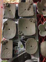 Epingle Par Tini Rut Sur Seifenschalen Modeles De Poterie Idees De Poterie Poterie Construit A Main