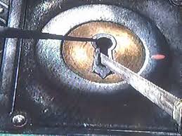 Oct 28, 2021 · skyrim how to unlock master locks / learn how to pick a master lock in this article. How To Easily Pick Master Locks Youtube