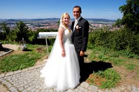 Russische hochzeitsbräuche beeindrucken mit ihrer vielfalt. Neumarktaktuell Verliebt Verlobt Verheiratet Deutsch Russische Hochzeit In Der Wallfahrtskirche Maria Hilf 01 09 2015