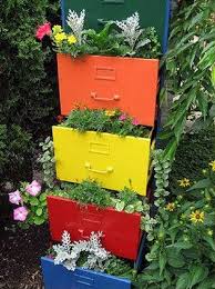Touch device users can explore by touch or with swipe gestures. Unusual But Beautiful Diy Garden Decorations From Old Drawers My Desired Home Diy Garden Decor Diy Garden Garden Decor