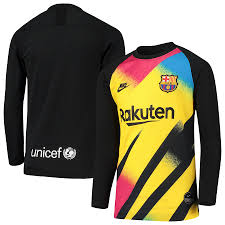 For the look sported at camp nou by amazing players like lionel messi, antoine griezmann, sergio busquets, or gerard piqué, pick up the 2020/21 home kit. Barcelona Nike Youth 2019 20 Stadium Goalkeeper Long Sleeve Jersey Yellow